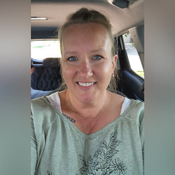 Meet your Posher, Augusta - Picture 1 of 1